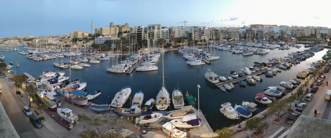 2 Bedroom, Central And Spacious Apartment With Sea View - 2 مسيدا المظهر الخارجي الصورة