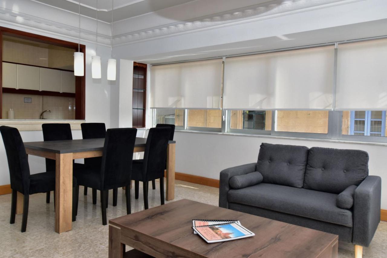 2 Bedroom, Central And Spacious Apartment With Sea View - 2 مسيدا المظهر الخارجي الصورة